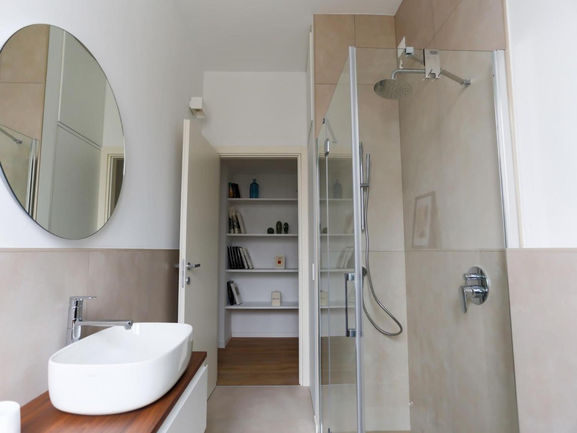 The Best Rent - Spacious And Renovated Two-Bedroom Apartment Downtown Milan Bagian luar foto