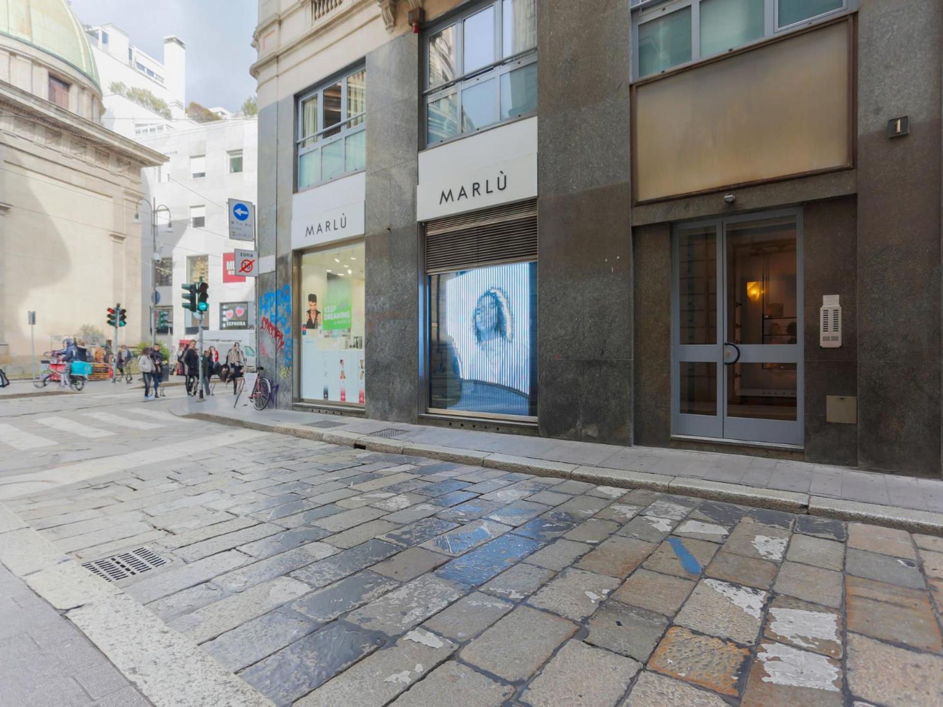 The Best Rent - Spacious And Renovated Two-Bedroom Apartment Downtown Milan Bagian luar foto